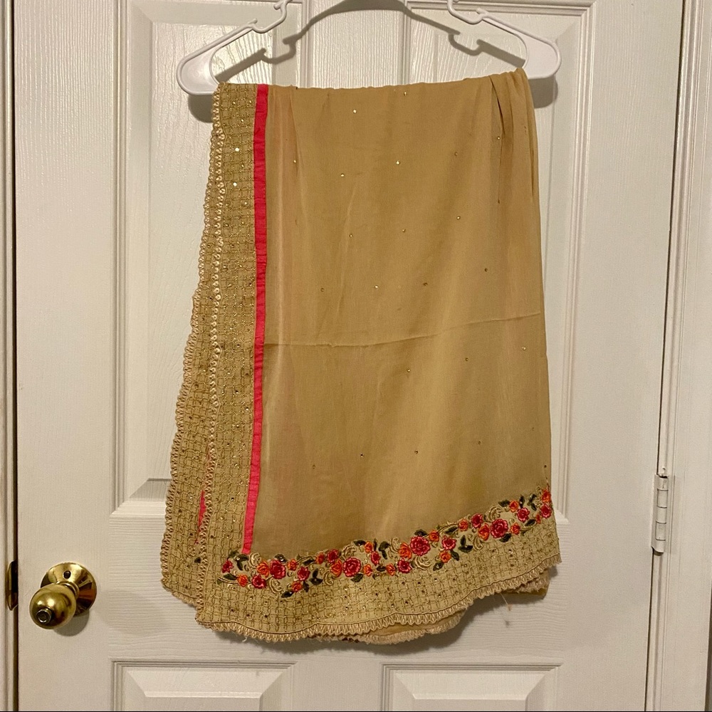 Indian Pakistani Green Salwar Kameez - Picture 9 of 10